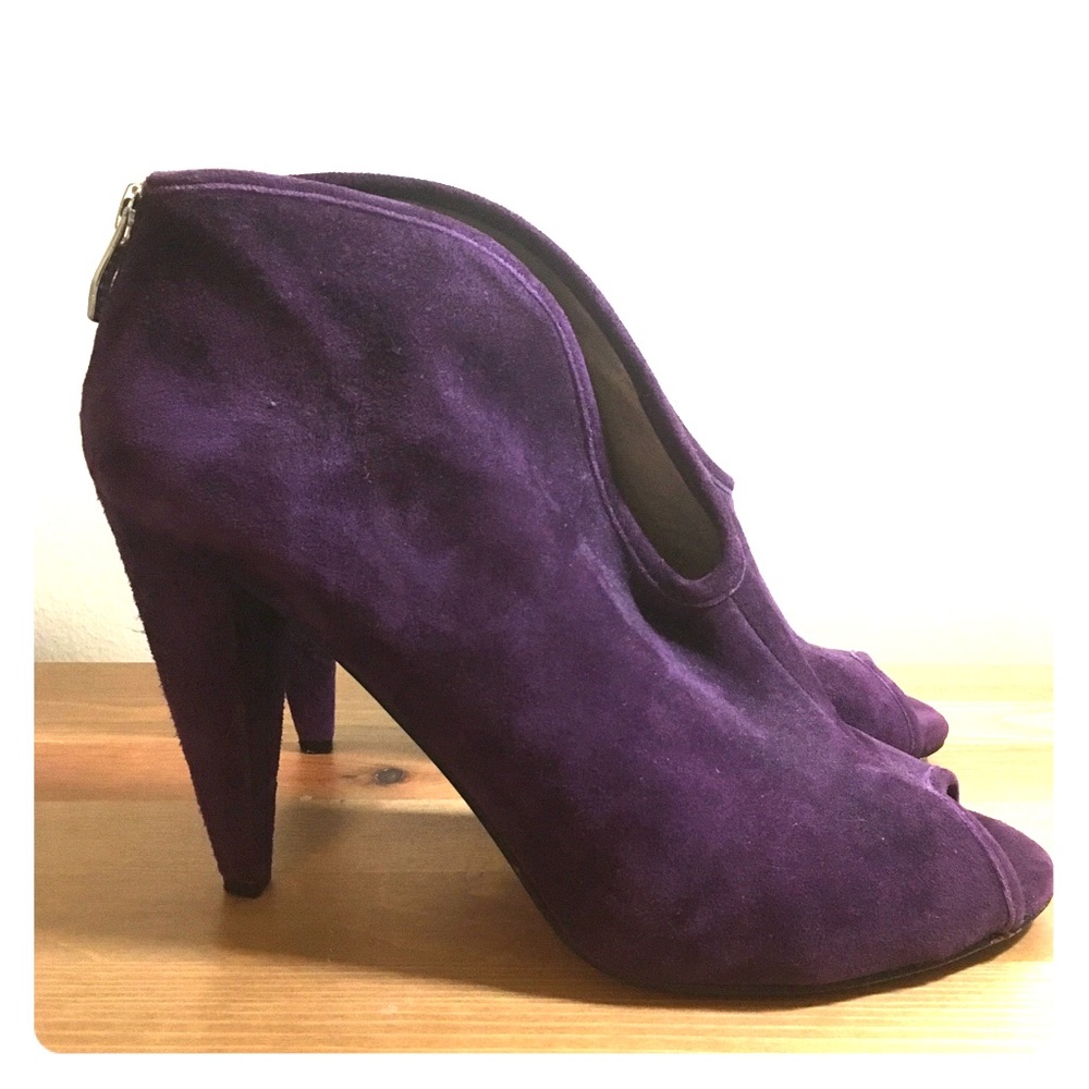 Vince Camuto Amber peep toe booties, purple